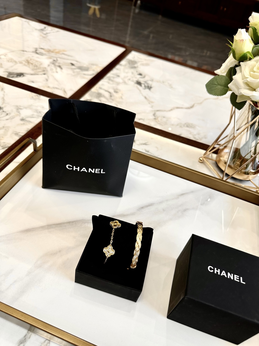 CHANEL jewelry model 135